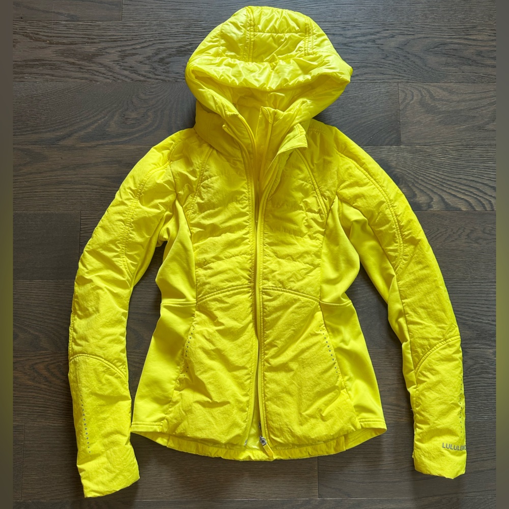 Lululemon Another Mile Jacket Size 4 Sonic Yellow